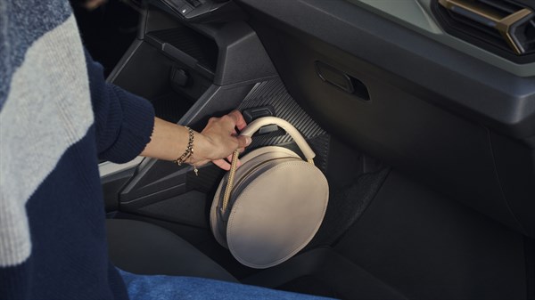 Dacia YouClip system - Kuka