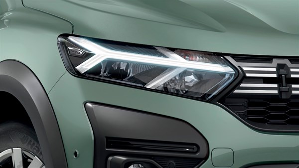 LED dipped-beam headlights - Sandero Stepway